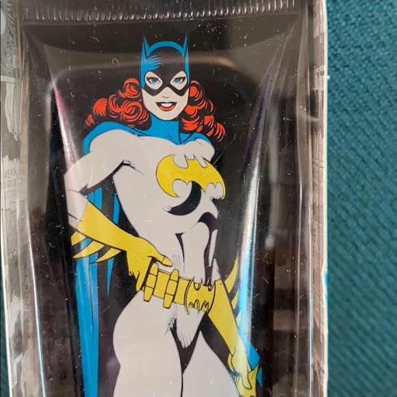 Batgirl Face & Body Illuminator - Picture 3 of 4